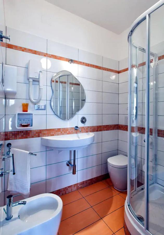Zenzero & Cannella Boutique Rooms Трієст Екстер'єр фото