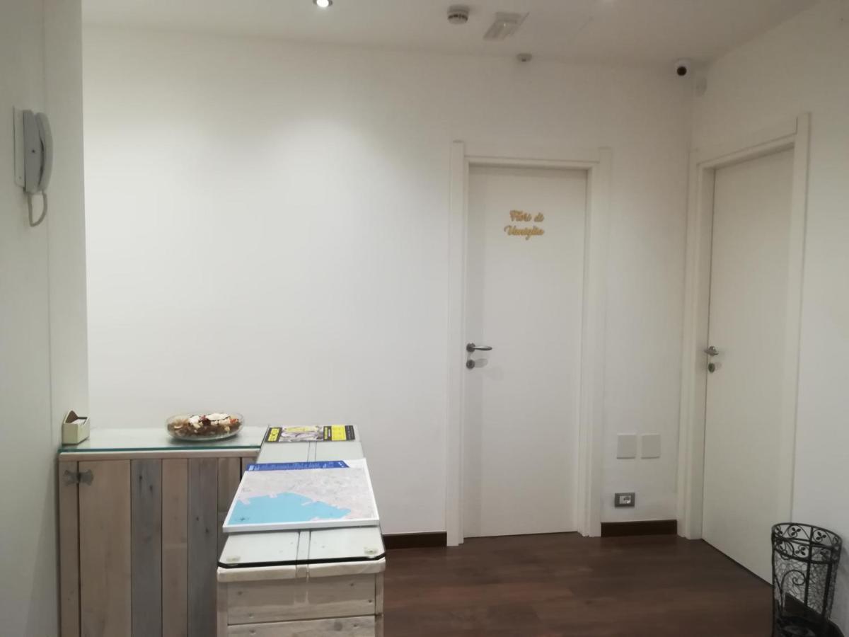 Zenzero & Cannella Boutique Rooms Трієст Екстер'єр фото